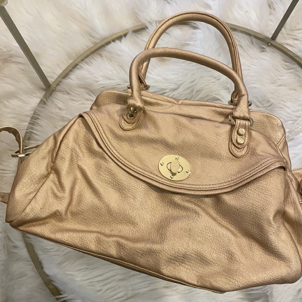 Champagne Gold Handbag (w/ crossbody strap)